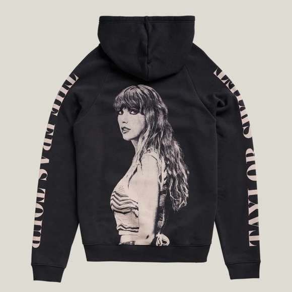 TAYLOR SWIFT | THE ERAS TOUR BLACK HOODIE - Picture 1 of 5